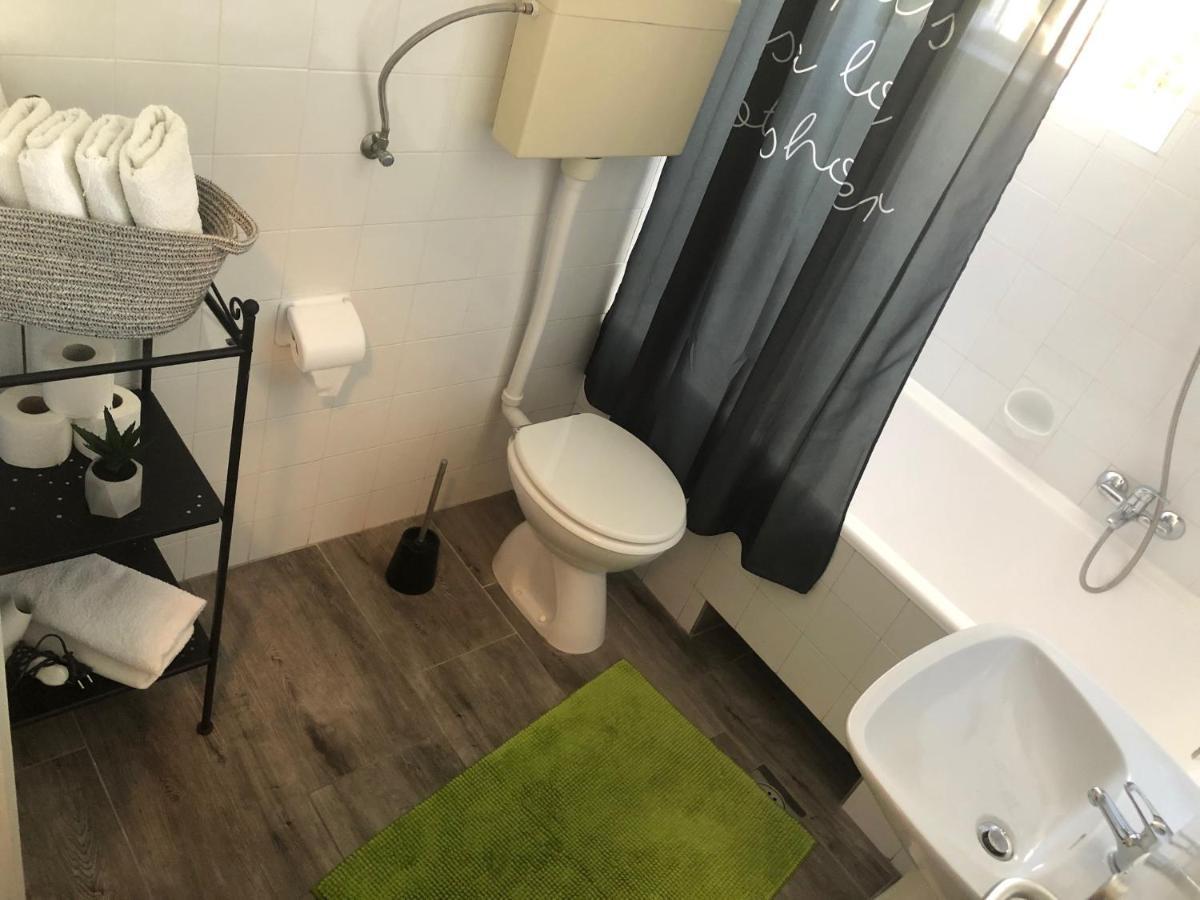 Apartmani Maretimo พรีมอชเตน ภายนอก รูปภาพ