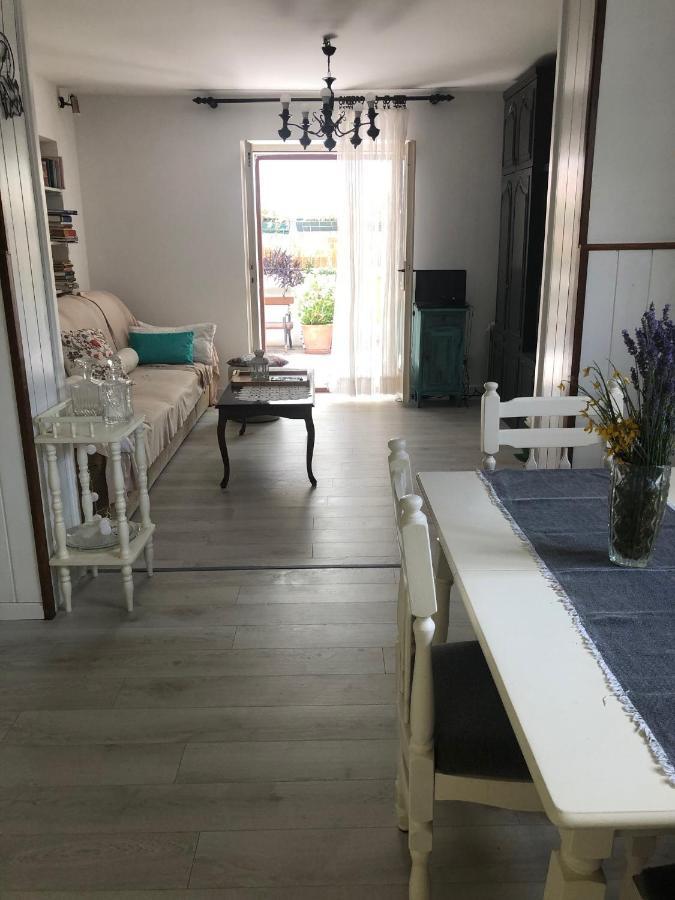 Apartmani Maretimo พรีมอชเตน ภายนอก รูปภาพ